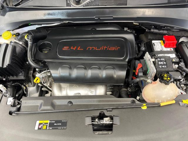 �����X�ł́A�e���[�J�[�̐�p�f�f�e�X�^�[�𓱓��B���Ǝ��i�����e�N�j�J���X�^�b�t���풓���Ă���܂��̂ŁA������̍ۂɂ����S���Ă����p���������܂��B