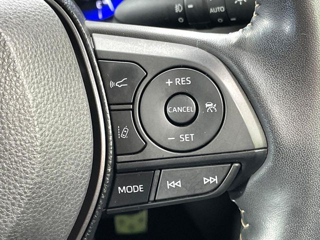 �y�g���^�Z�[�t�e�B�Z���X�z���s���ɑO���̎ԗ�����F�����A�Փ˂������Ȏ��͌x��ƃu���[�L�ŏՓˉ���Ɣ�Q�y�����A�V�X�g�B�����S�Ƀh���C�u�����y���݂��������܂��B