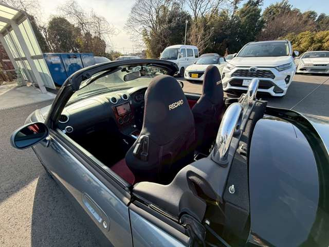 �C�ɂȂ邨�Ԃ�����܂�����E�̓d�b�ԍ����璼�ڂ��X�ɂ��₢���킹���������B�x�����@����ԗ����A��Ԃ܂łȂ�ł������������Ē����܂��B�X�^�b�t�ꓯ���A�����҂����Ă���܂��B