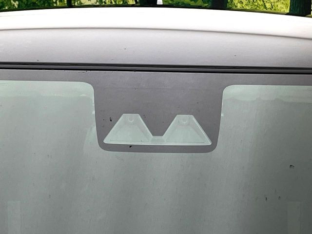 �y�X�}�[�g�A�V�X�g�z���s���ɑO���̎ԗ�����F�����A�Փ˂������Ȏ��͌x��ƃu���[�L�ŏՓˉ���Ɣ�Q�y�����A�V�X�g�B�����S�Ƀh���C�u�����y���݂��������܂��B