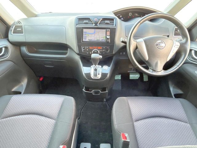 �O���[�v���݌ɐ���30,000��!!�S���̌n��X���烁�[�J�[�E�Ԏ��킸���Љ�o����̂ŁA���Ȃ��Ƀs�b�^���̂��Ԃ�������͂��ł���܂��͂��₢���킹��������