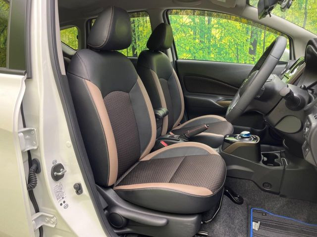 �y�n�[�t���U�[�V�[�g�z�������ƍ���S�n�𗼗������l�C�̃V�[�g���w�ʁE���ʂ̃t�@�u���b�N�f�ނ́A�ʋC���̗ǂ��⊊��ɂ����ɗD��Ă��܂��B�C���╞���ɍ��E���ꂸ���K�ɂ���肢�������܂��B