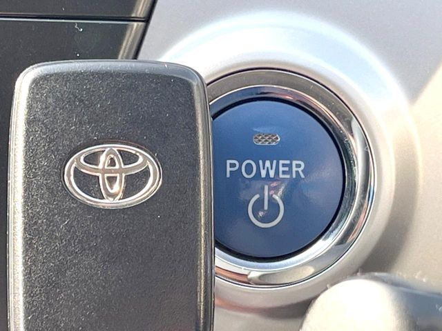 �y�X�}�[�g�L�[�z�J�o����|�P�b�g�ɓ��ꂽ�܂܂ł��h�A�̎{���E�������\�ȃX�}�[�g�L�[�𑕔��B�G���W���̃I���E�I�t�����J�M�����o���K�v����������Ƃ��Ă��֗��ł���