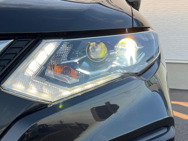 �yLED�w�b�h���C�g�z���V����ԑ��s�����ǍD�Ȏ��E���m�ۂ����S���ĉ^�]�ł��鍂�P�xLED�w�b�h���C�g�𑕔�!�_�����x�������A����d�͂��}�����Ă��܂��B