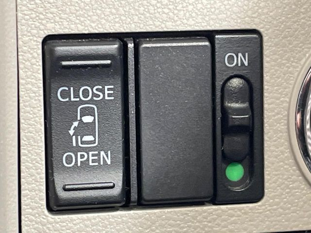 �y�p���[�X���C�h�h�A�z�X�}�[�g�L�[��^�]�Ȃ̃X�C�b�`�ŃX���C�h�h�A�̊J���\���d��������͂����ăh�A���J����K�v�������A���������q�l�ł��A�d���ו��������Ă��鎞�����N�ɊJ���߂ł��܂���