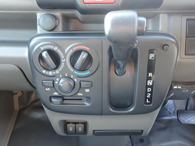 �V�t�g�ƃG�A�R���ł��B�_�C�������̃}�j���A���G�A�R���ɂȂ�܂��B�V���v���Ŏg���₷��!