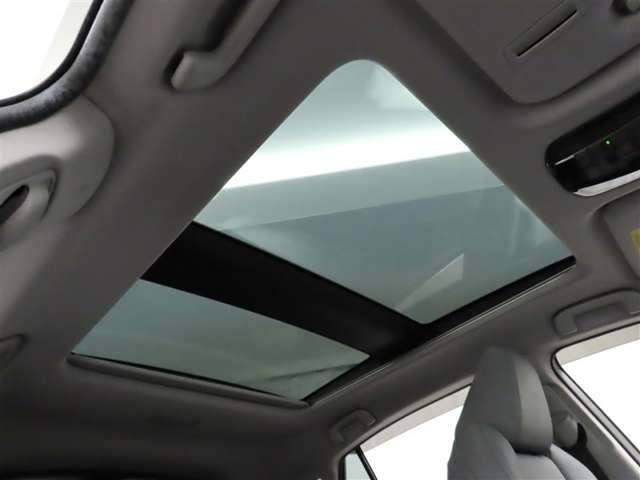 ハリアー2.5 ハイブリッド E-Four Z 4WD