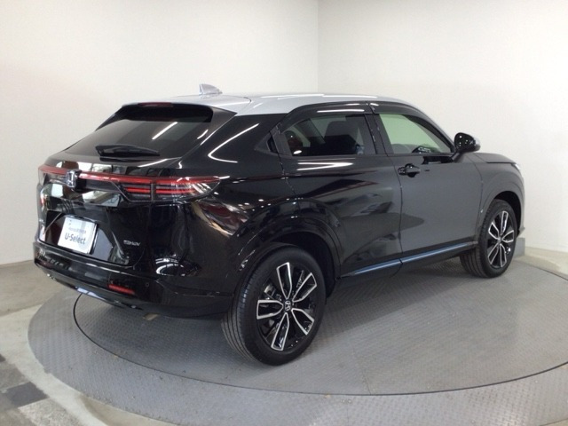 ヴェゼル1.5 e:HEV Z プレイパッケージ