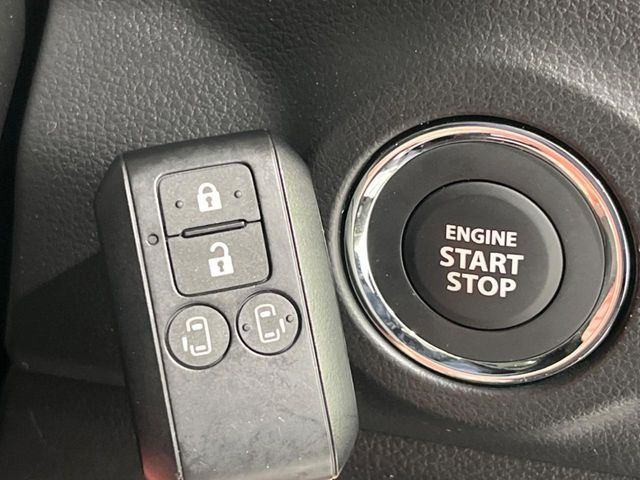 �y�L�[���X�X�^�[�g�V�X�e���z�J�o����|�P�b�g�ɓ��ꂽ�܂܂ł��h�A�̎{���E�������\�ȃX�}�[�g�L�[�𑕔��B�G���W���̃I���E�I�t�����J�M�����o���K�v����������Ƃ��Ă��֗��ł���