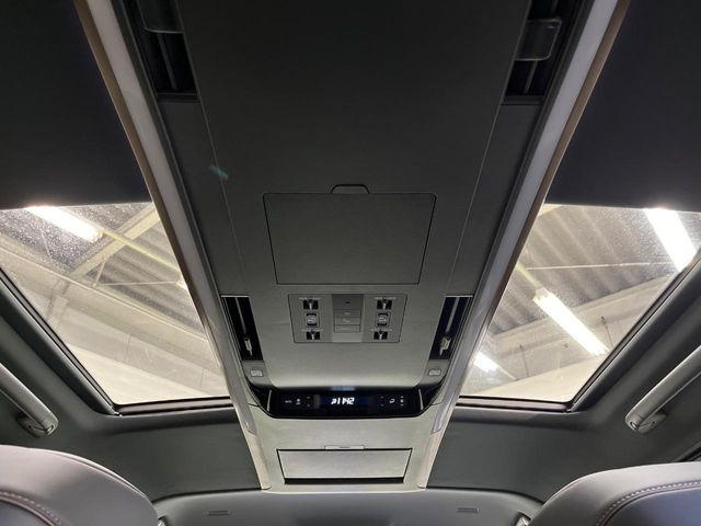 �y���E�Ɨ����[�����[�t�z2��ڍ��E�Ȃɂ��ꂼ��z�u���ꂽ�K���X���[�t!�������ɍ��킹�ĕБ������V�F�[�h��߂邱�Ƃ��\�ł�!