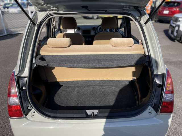 �g�����N�͉ו������Ȃ�l�܂��e�ʂł���