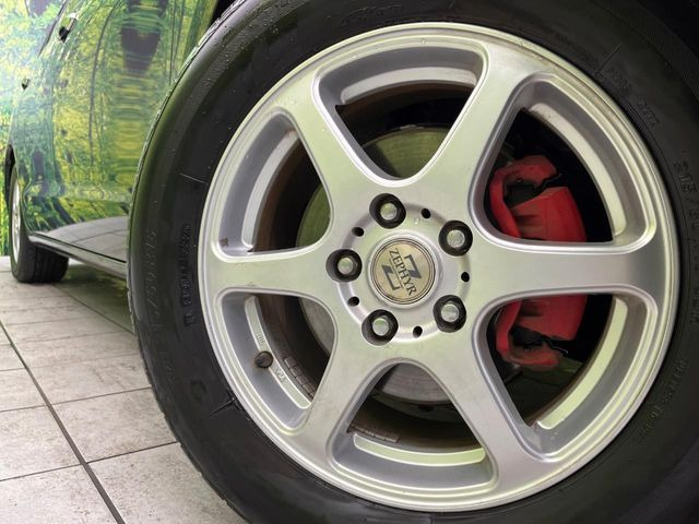 �y16�C���`�A���~�z�C�[���z�O�ςɃ}�b�`�����A���~�z�C�[���𑕒����Ă���܂��B�e��A���~�z�C�[����A�X�^�b�h���X�^�C�����戵�����Ă���܂��B���񂲑��k����������