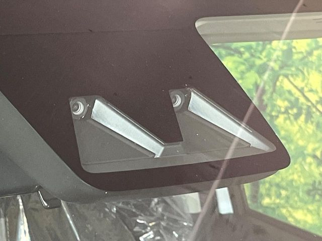 �y�X�}�[�g�A�V�X�g�z���s���ɑO���̎ԗ�����F�����A�Փ˂������Ȏ��͌x��ƃu���[�L�ŏՓˉ���Ɣ�Q�y�����A�V�X�g�B�����S�Ƀh���C�u�����y���݂��������܂��B