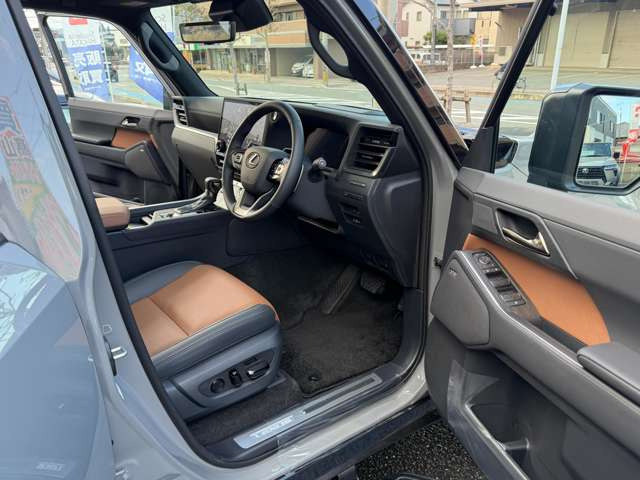 ���N�T�X���S����C���~�l�[�V�����X�J�b�t�v���[�g�B