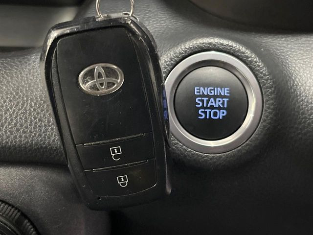 �y�X�}�[�g�L�[�z�J�o����|�P�b�g�ɓ��ꂽ�܂܂ł��h�A�̎{���E�������\�ȃX�}�[�g�L�[�𑕔��B�G���W���̃I���E�I�t�����J�M�����o���K�v����������Ƃ��Ă��֗��ł���