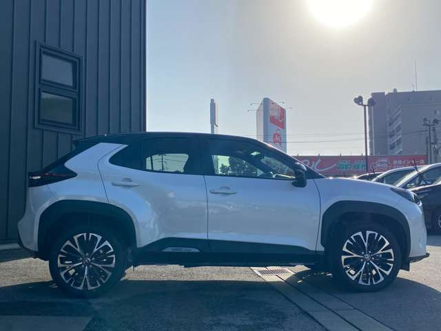 �݌Ɏԗ��Ɋւ��Ă͂��q�l�ɂ��ǂ����̂����񋟂���ׂɕi���ɍS���Ďd������s���Ă���܂��B�e���Ԃ̏�Ԃ͂��ꂼ��ł��̂ł����k���ɓ��X�X�^�b�t�������������Ē����܂��̂ł����S���������܂��B