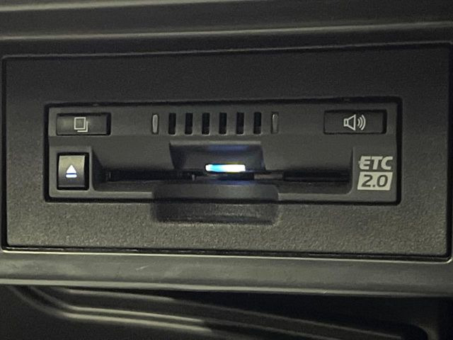 【ETC】高速道路の料金所をストレスなく通過!話題のスポットやサービスエリアに多い「スマートIC」利用時は必須のアイテムです。当店でセットアップを実施、ご納車当日からすぐにご利用いただけます!