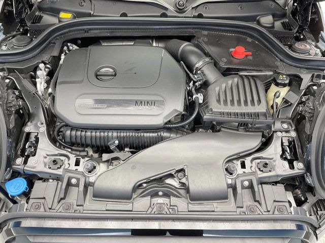 �����X�ł́A�e���[�J�[�̐�p�f�f�e�X�^�[�𓱓��B���Ǝ��i�����e�N�j�J���X�^�b�t���풓���Ă���܂��̂ŁA������̍ۂɂ����S���Ă����p���������܂��B