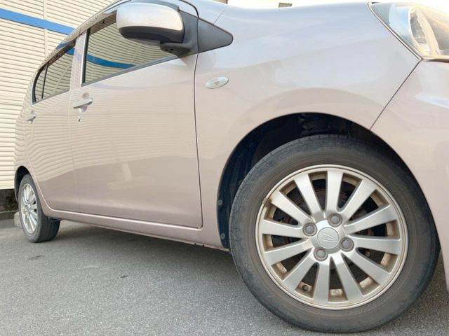 �y����14�C���`�A���~�z�C�[���z�O�ςɃ}�b�`���������A���~�z�C�[���𑕒����Ă���܂��B�e��ЊO�A���~�z�C�[����A�X�^�b�h���X�^�C�����戵�����Ă���܂��B���񂲑��k����������