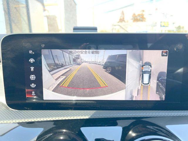 ���p�m���~�b�N�r���[���j�^�[:��p�̃J�����ɂ��A�ォ�猩���낵���悤�Ȏ��_��360�x�N���}�̎��͂��m�F���邱�Ƃ��ł��܂������p�������m�F���₷���A�����ꏊ�ł̐؂�Ԃ��⒓�Ԃ��X���[�Y�ɍs���܂��B