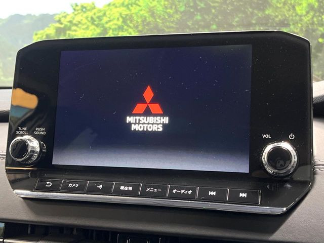 �y�����i�r�z�l�C�̏����i�r�𑕔����Ă���܂��B�i�r�̎g���₷���͂������A�I�[�f�B�I�@�\���[��!�L�����v�◷�s�͂������A�ʋ΂┃�����ȂǕ��i�̃h���C�u���y�����Ȃ�͂���