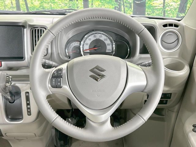 �y�����v�����X�e�A�����O�z�㎿�Ȋv���g�p���邱�ƂŁA��ɂ����������݂ƂĂ��^�]���₷���n���h���ł���