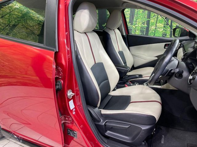 �y�n�[�t���U�[�V�[�g�z�������ƍ���S�n�𗼗������l�C�̃V�[�g���w�ʁE���ʂ̃t�@�u���b�N�f�ނ́A�ʋC���̗ǂ��⊊��ɂ����ɗD��Ă��܂��B�C���╞���ɍ��E���ꂸ���K�ɂ���肢�������܂��B