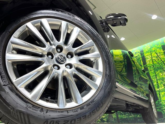 �y�����A���~�z�C�[���z�O�ςɃ}�b�`���������A���~�z�C�[���𑕒����Ă���܂��B�e��ЊO�A���~�z�C�[����A�X�^�b�h���X�^�C�����戵�����Ă���܂��B���񂲑��k����������