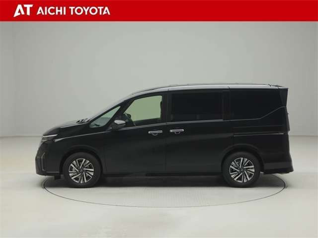 セレナ1.4 e-POWER ハイウェイスターV