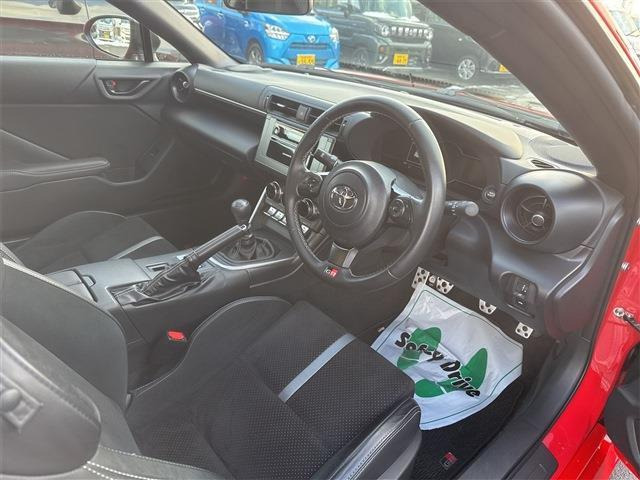 ���Ԃɂ��Ă̕s���ȓ_���́A�X�܂̍��Ǝ��i�����m�ɂ������A�A�h�o�C�X���v���܂���