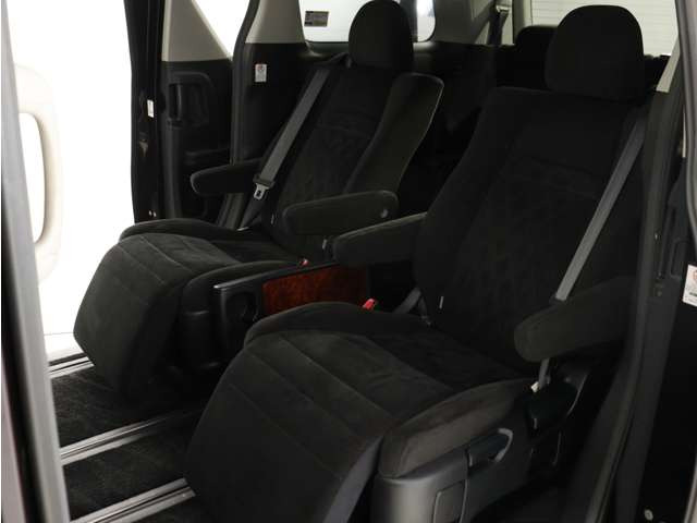 �y�I�b�g�}���t���Z�J���h�V�[�g�z�ő�800mm�̃����O�X���C�h�V�[�g�ƃI�b�g�}���@�\�ɂ�葫���y�X�L�΂������\�ł�!�܂��A�Ђ��|��������܂��̂ŁA���K�ȃh���C�u�����y���݂��������܂�!