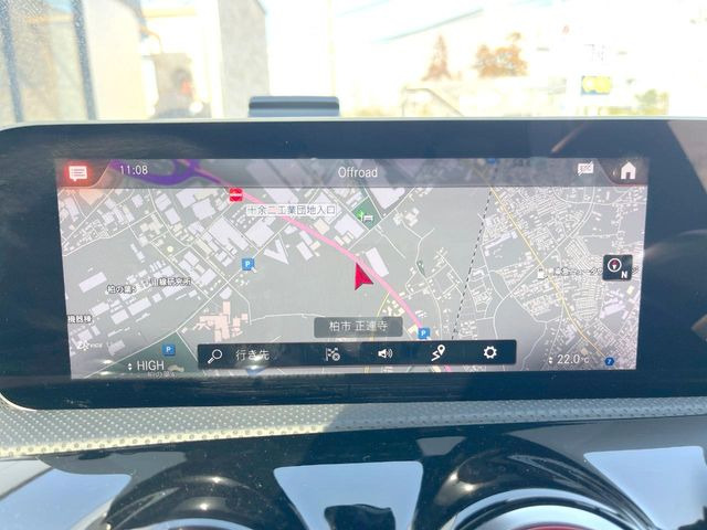 �������i�r:��̊��̂���i�r�́A����������ԓ������o���Ă���܂��B�I�[�f�B�I�@�\���[�����Ă���܂��̂ŁA�^�]�����y���߂܂���