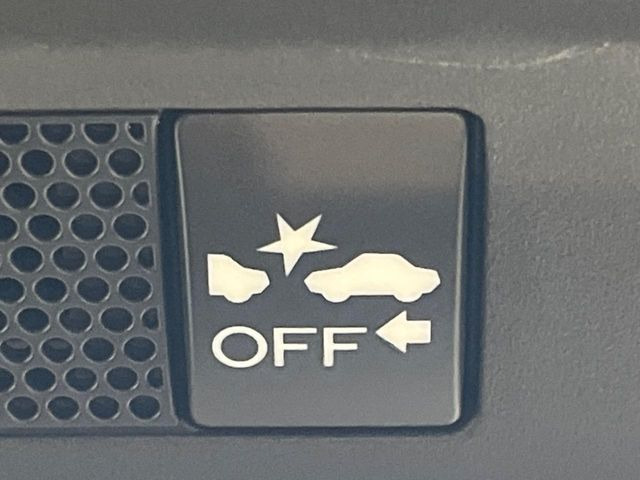 �y�A�C�T�C�gVer3�z�O���̎ԗ��������m���A�Փ˂������Ȏ��͌x��Œ��ӂ𑣂��A�u���[�L�𓥂ޗ͂��T�|�[�g�B�u���[�L�𓥂߂Ȃ������ꍇ�͏Փ˔�Q�y���u���[�L���쓮�A�Փˉ�����T�|�[�g���܂��B