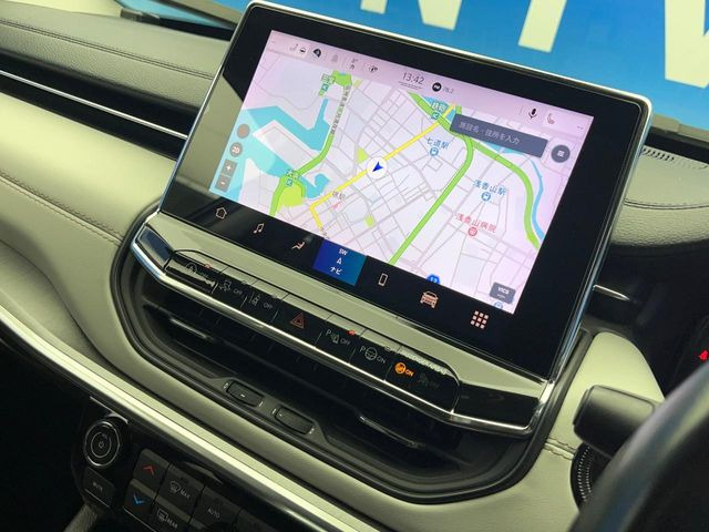 �������i�r:��̊��̂���i�r�́A����������ԓ������o���Ă���܂��B�I�[�f�B�I�@�\���[�����Ă���܂��̂ŁA�^�]�����y���߂܂���