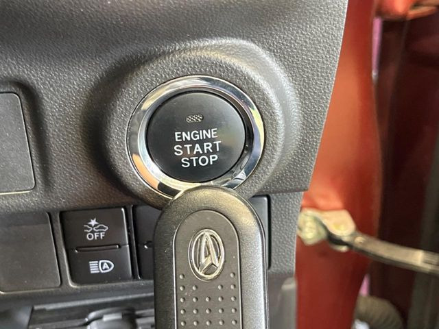 �y�L�[�t���[�V�X�e���z�J�o����|�P�b�g�ɓ��ꂽ�܂܂ł��h�A�̎{���E�������\�ȃX�}�[�g�L�[�𑕔��B�G���W���̃I���E�I�t�����J�M�����o���K�v����������Ƃ��Ă��֗��ł���