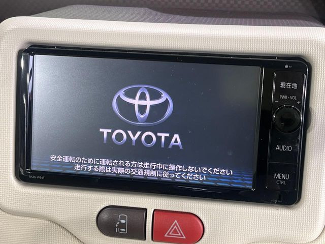 �y�����i�r�z�l�C�̏����i�r�𑕔����Ă���܂��B�i�r�̎g���₷���͂������A�I�[�f�B�I�@�\���[��!�L�����v�◷�s�͂������A�ʋ΂┃�����ȂǕ��i�̃h���C�u���y�����Ȃ�͂���