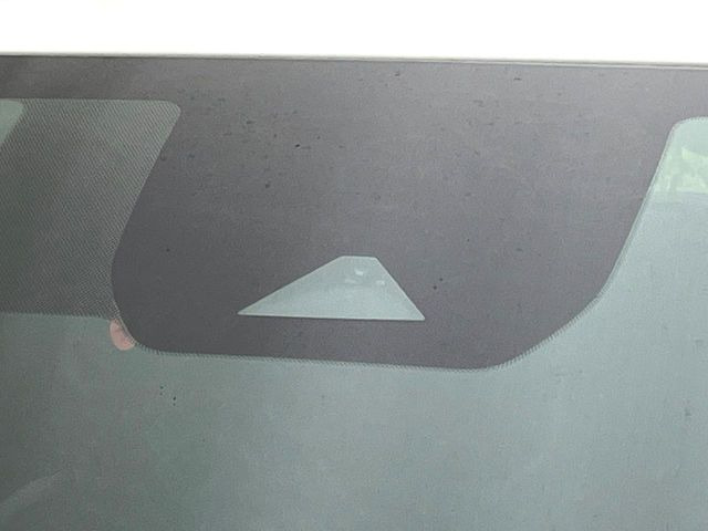 �y�C���e���W�F���g�G�}�[�W�F���V�[�u���[�L�z�t�����g�J�����őO���̎ԗ�����s�҂����m�B�Փ˂������Ȏ��͏Փ˔�Q�y���u���[�L���쓮�A�Փˉ�����T�|�[�g�B�����S�Ƀh���C�u�����y���݂��������܂��B