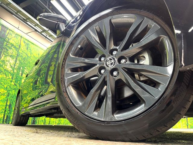 �y����17�C���`�A���~�z�C�[���z�O�ςɃ}�b�`���������A���~�z�C�[���𑕒����Ă���܂��B�e��ЊO�A���~�z�C�[����A�X�^�b�h���X�^�C�����戵�����Ă���܂��B���񂲑��k����������