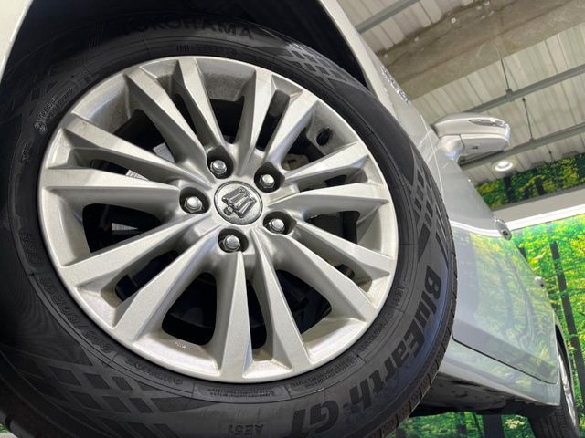 �y����16�C���`�A���~�z�C�[���z�O�ςɃ}�b�`���������A���~�z�C�[���𑕒����Ă���܂��B�e��ЊO�A���~�z�C�[����A�X�^�b�h���X�^�C�����戵�����Ă���܂��B���񂲑��k����������