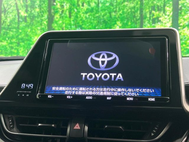 �y����9�C���`�i�r�z�l�C�̏����i�r�𑕔����Ă���܂��B�i�r�̎g���₷���͂������A�I�[�f�B�I�@�\���[��!�L�����v�◷�s�͂������A�ʋ΂┃�����ȂǕ��i�̃h���C�u���y�����Ȃ�͂���