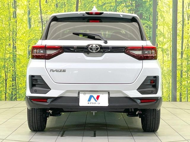 安心の最長10年・走行無制限保証(有償)をご用意。保証内容も充実はもちろん、無料点検&オイル交換や、年中無休の全国・24時間ロードサービスも付帯されておりますのでご安心下さい。