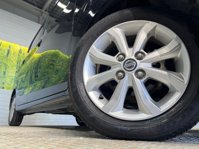 �y����14�C���`�A���~�z�C�[���z�O�ςɃ}�b�`���������A���~�z�C�[���𑕒����Ă���܂��B�e��ЊO�A���~�z�C�[����A�X�^�b�h���X�^�C�����戵�����Ă���܂��B���񂲑��k����������