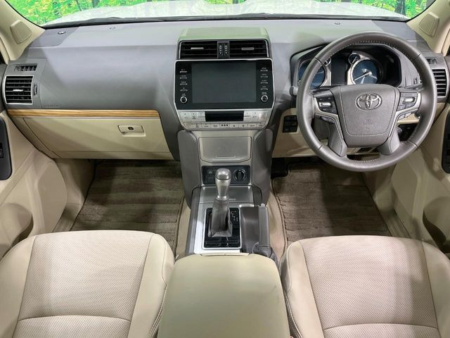 グループ総在庫数約30,000台!!全国の系列店からメーカー・車種問わずご紹介出来るので、あなたにピッタリのお車が見つかるはずです♪まずはお問い合わせ下さい☆