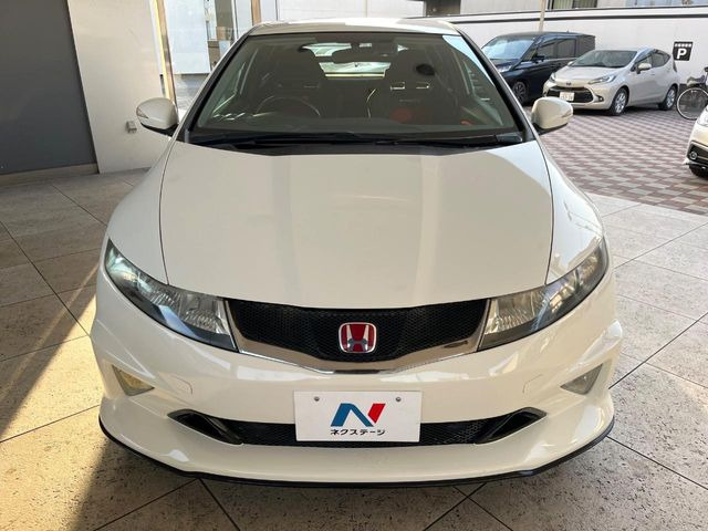 ���Ђł́A�S�ԁw�C�����Ȃ��x�̂��Ԃ̂ݎ�舵���Ă���܂��B��C�o�C���[�ɂ�錵�I�����d����̌�A���Ɍ�̎ԗ��`�F�b�N���s���A�l�N�X�e�[�W���F�肵�����i���Ȓ��ÎԂ����񋟂��Ă���܂��B