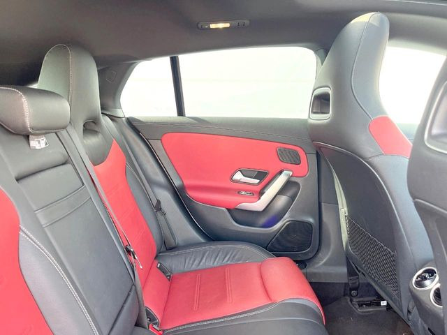 ���㕔���Ȃ��C�ɂȂ�悤�ȃL�Y�E�����ւ��蓙�A�傫�ȃ_���[�W�͂Ȃ��A�ǍD�ȏ�Ԃł��B