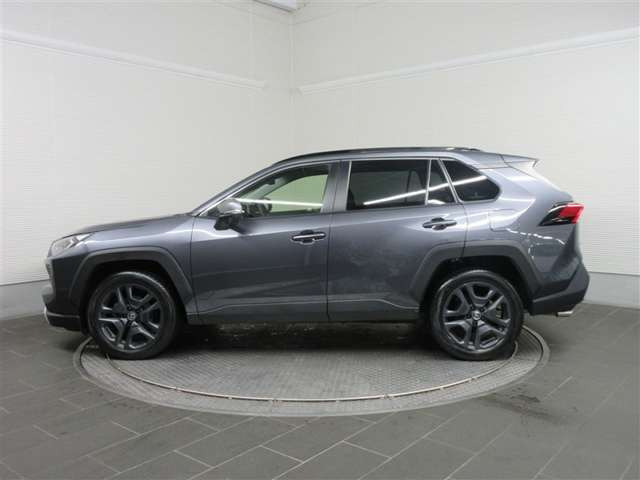 RAV42.0 アドベンチャー 4WD