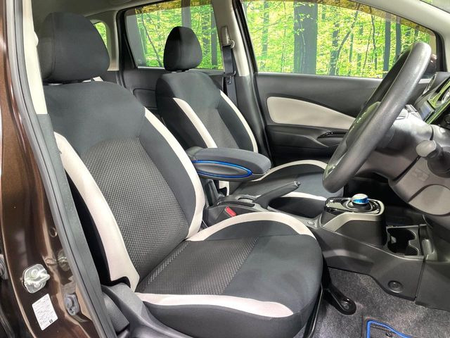 �^�]�ȃV�[�g���͎g�p�������Ȃ��A�ǍD�ȏ�ԂƂȂ��Ă��܂��B���J�Ɏg���Ă������Ƃ��悭�킩��܂��ˁB