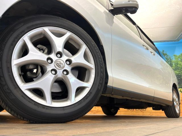 �y����17�C���`�A���~�z�C�[���z�O�ςɃ}�b�`���������A���~�z�C�[���𑕒����Ă���܂��B�e��ЊO�A���~�z�C�[����A�X�^�b�h���X�^�C�����戵�����Ă���܂��B���񂲑��k������