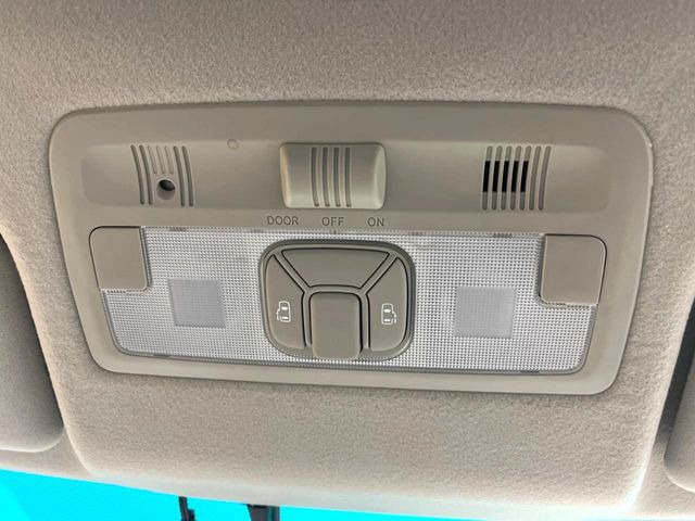 �y�����p���[�X���C�h�h�A�z�X�}�[�g�L�[��^�]�Ȃ̃X�C�b�`�Ō�ȗ����X���C�h�h�A�̊J���\���d��������͂����ăh�A���J����K�v�������A�����Ȃ��q�l�ł��ȒP�ɊJ���߂ł����K�ł���