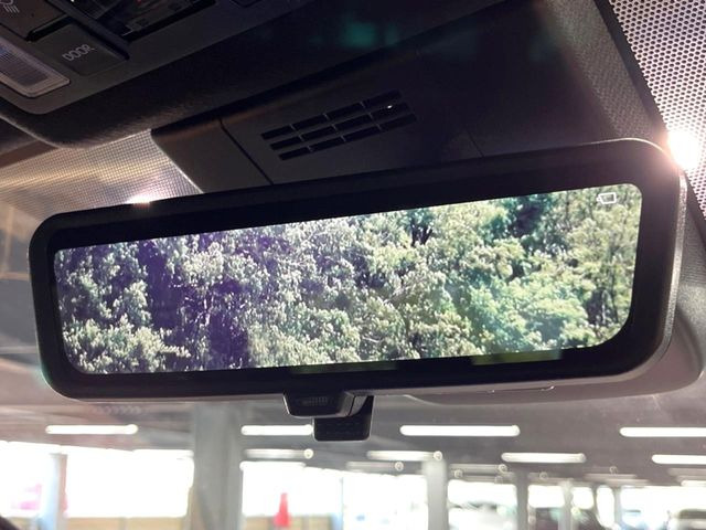 �y�f�W�^���C���i�[�~���[�z��Ȃ̑傫�ȉו��⓯��҂Ō�����m�F���Â炢���ł����S!�J�������B�e�����ԗ�����̉f�������[���~���[���ɕ\���B�N���A�Ȏ��E�ŏ󋵂̊m�F���\�ł�!